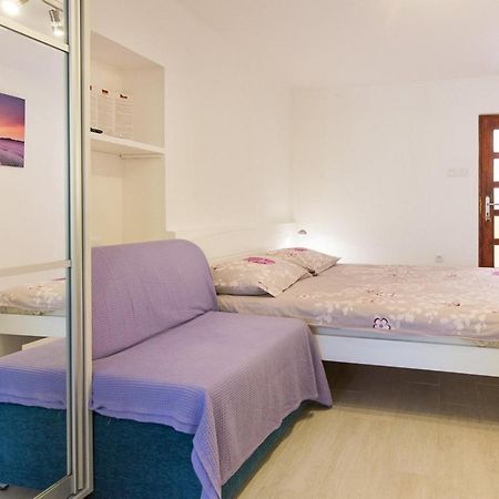 Studio Neva Baška Exterior foto