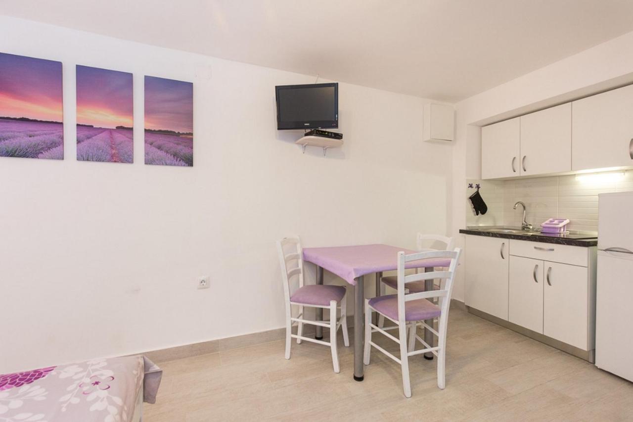 Studio Neva Baška Exterior foto
